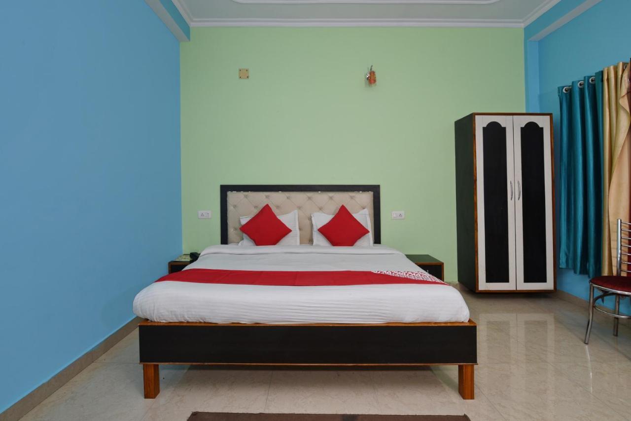 Oyo 4409 Hotel Chaitanya Inn Varanasi Exterior foto